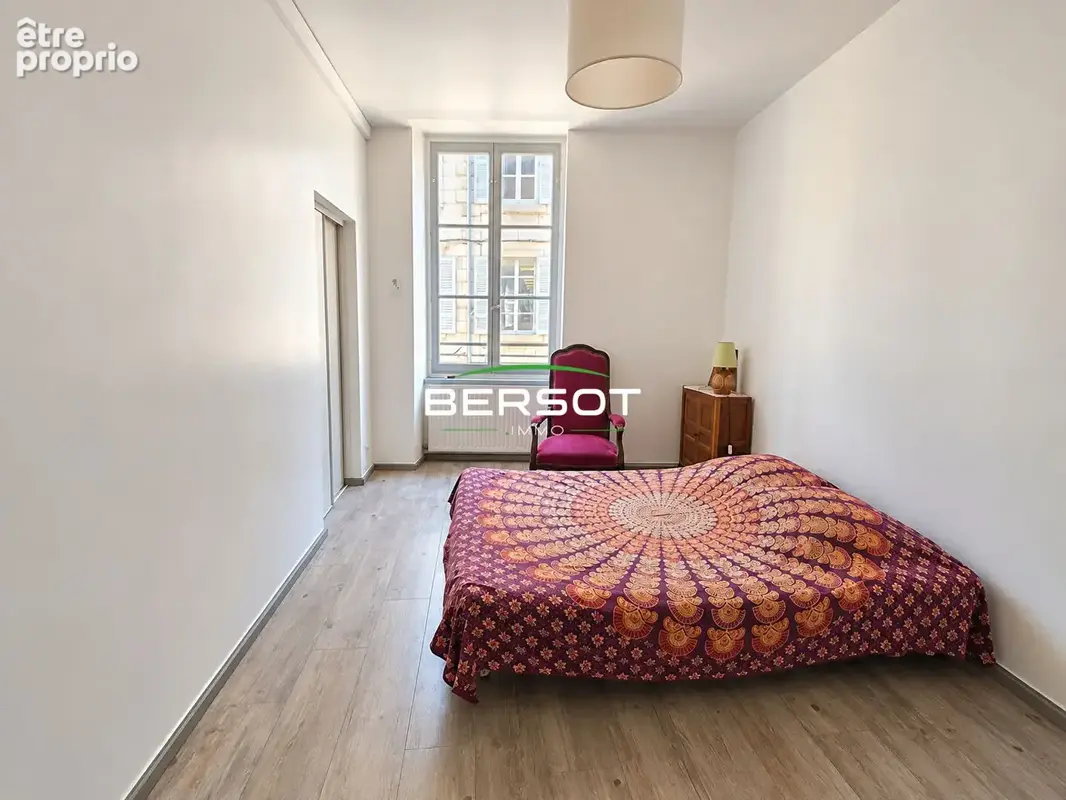 Bel appartement T4 de 110 m²  avec 2 chambres - LONS - photo 5