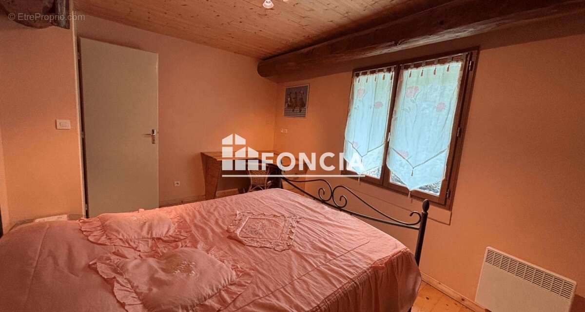 À VENDRE – FONTCOUVERTE-LA TOUSSUIRE Maison individuelle – Hameau calme – Proche domaine skiable des Sybelles Ce bien répondra à - photo 10