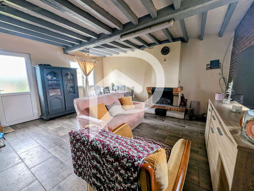 Maison à SAINT-CREPIN-IBOUVILLERS