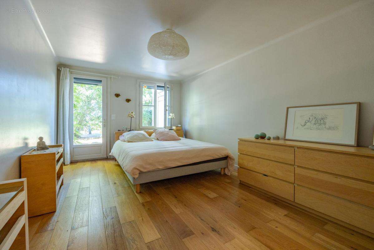 Maison familiale de 172m2 - photo 7