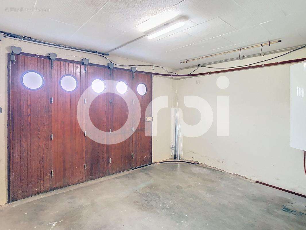 Maison à CHAMPCEVINEL