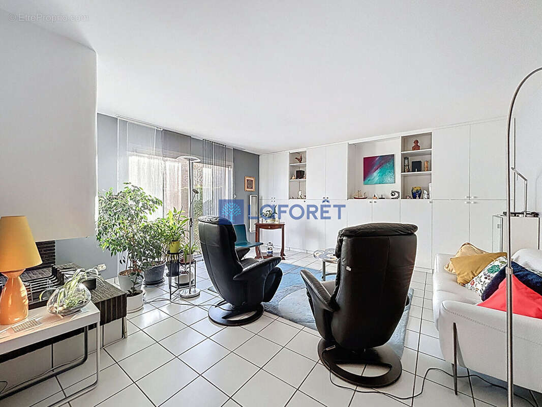 Maison à SAVIGNY-SUR-ORGE