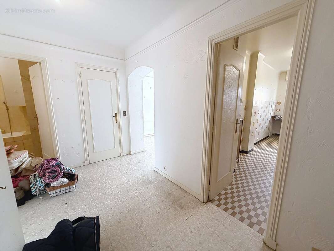 Grand 2 Piéces les Colombiers de m² avec cave et Parking Extérieur - photo 11