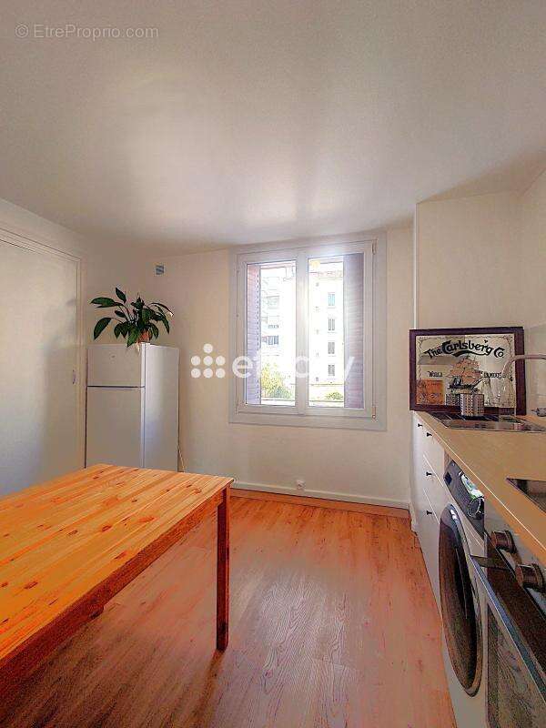 Appartement à LYON-7E