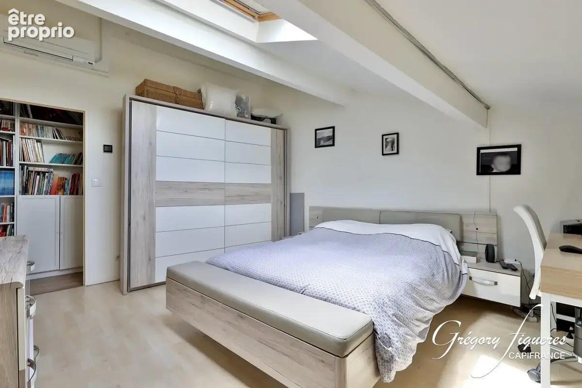 À vendre – Beau duplex 3 pièces de 78,19 m² au dernier étage, avec balcon, garage et place de parking privative - photo 8