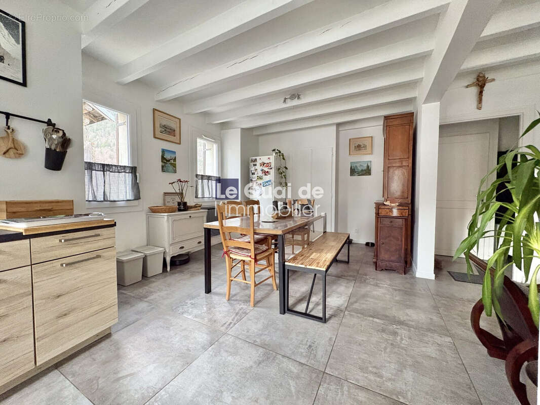 Maison à LE MOUTARET