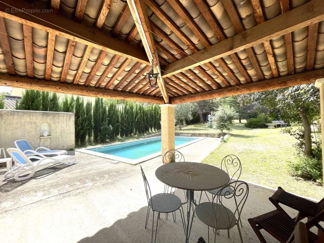 Maison à VAISON-LA-ROMAINE