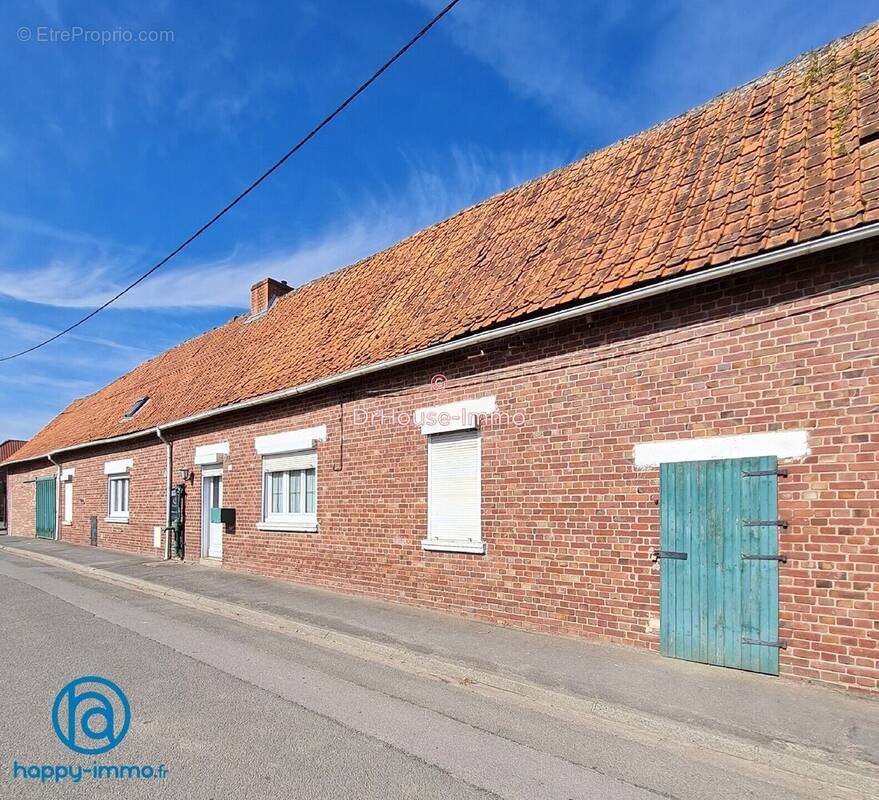Maison à LA COMTE