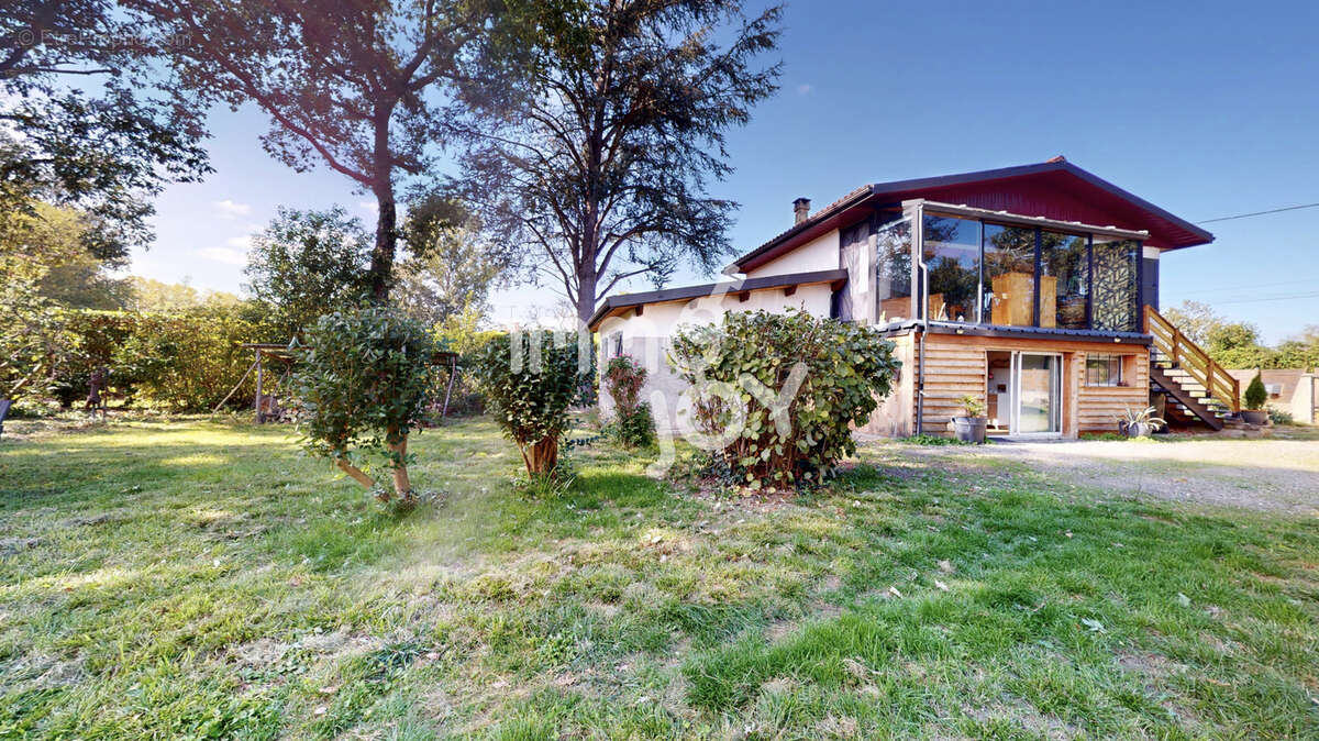 Maison T4 de 116m2 habitable sur 850m2 de terrain - photo 3