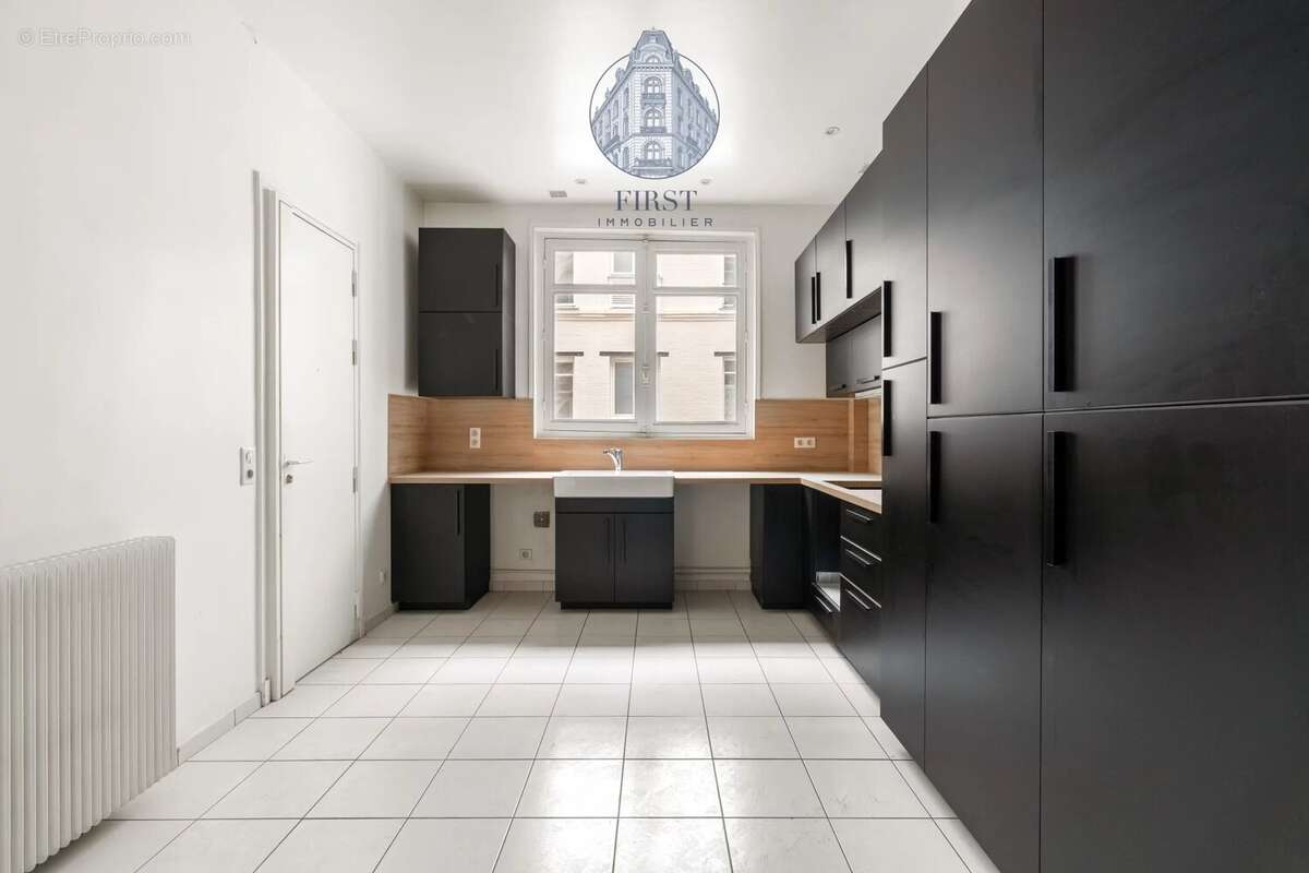 Paris 8e – triangle d’or – appartement de réception – immeuble haussmannien d’exception - photo 12