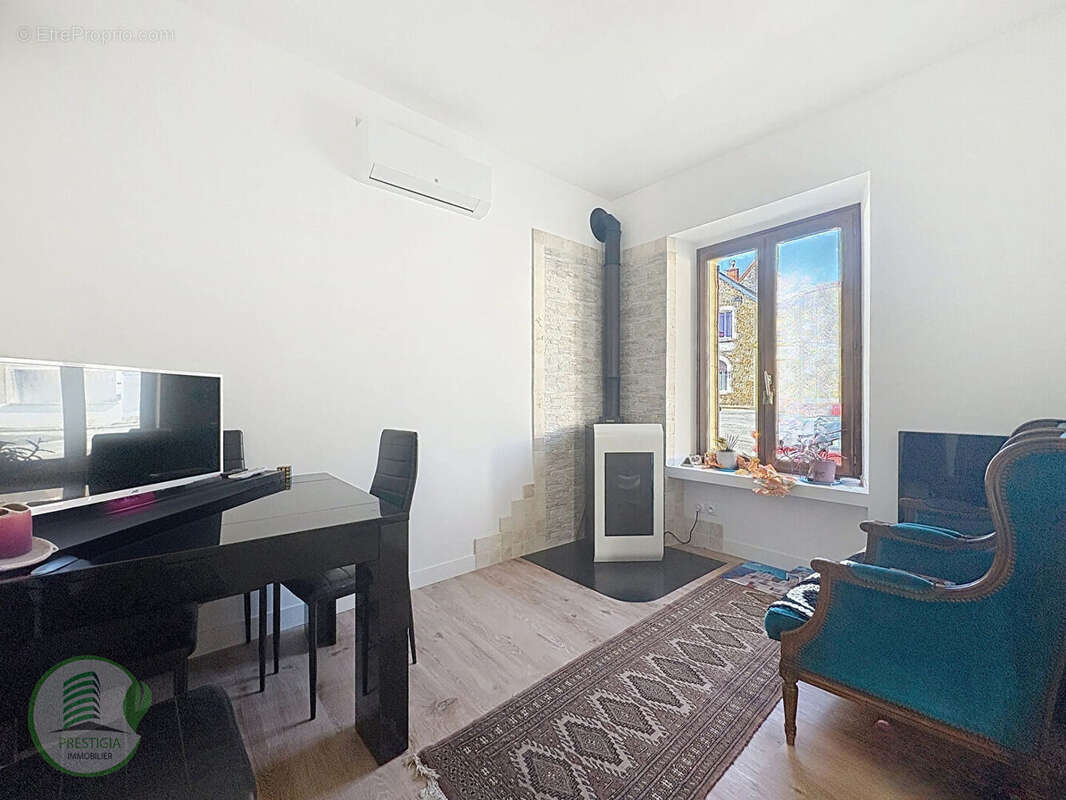 Maison à CHATILLON-SUR-MARNE