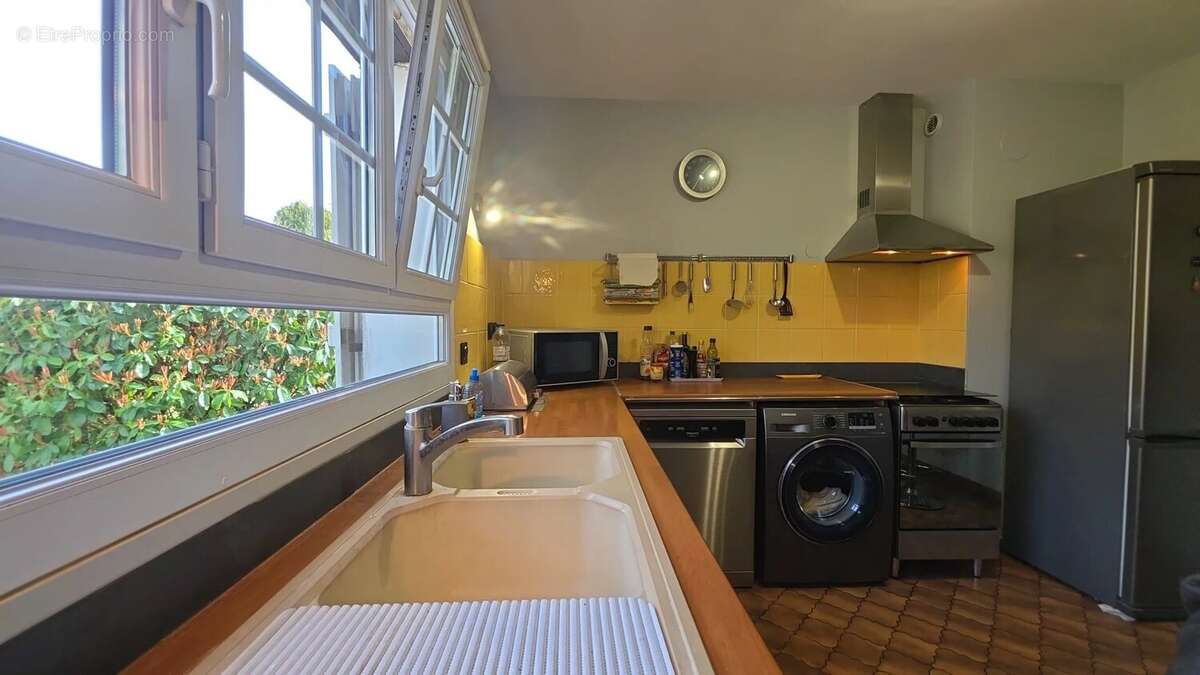 Maison à FAVEROLLES