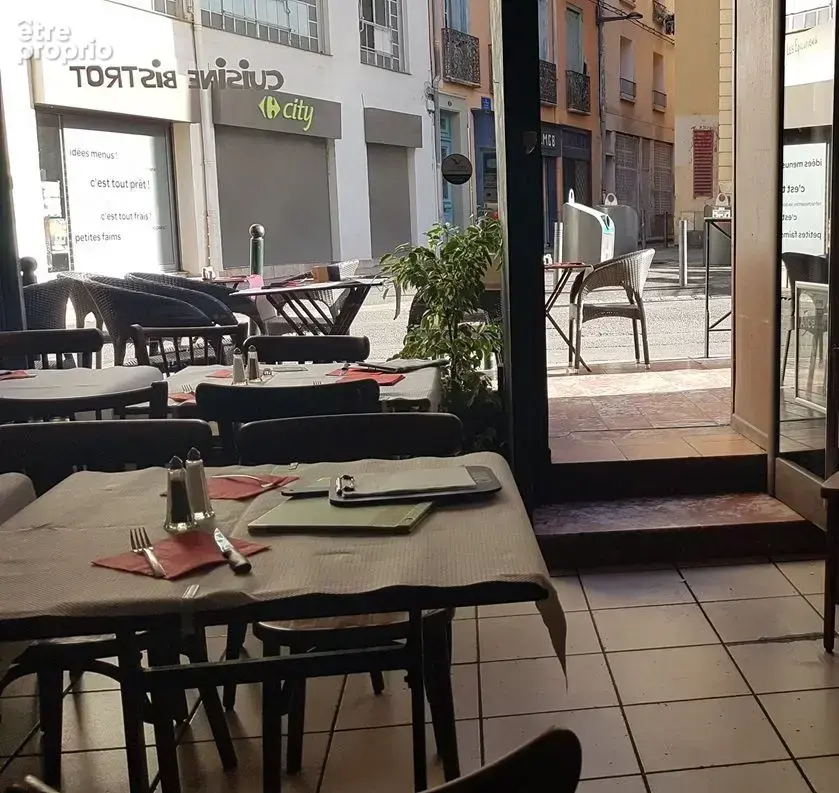 Commerce 65 m² à Perpignan  - photo 4