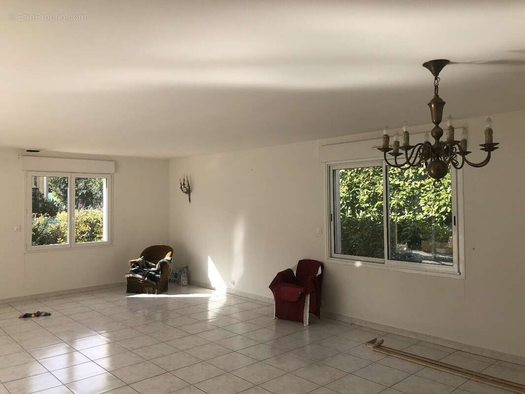 Maison à MAUREILHAN