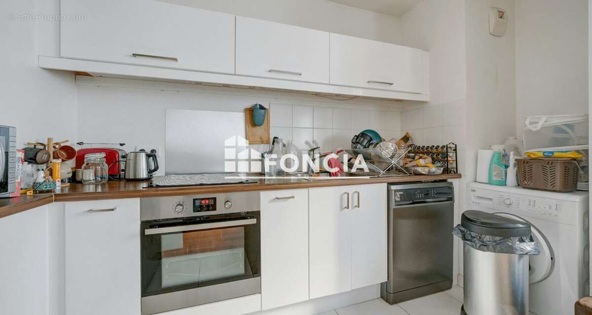 Appartement à ISSY-LES-MOULINEAUX