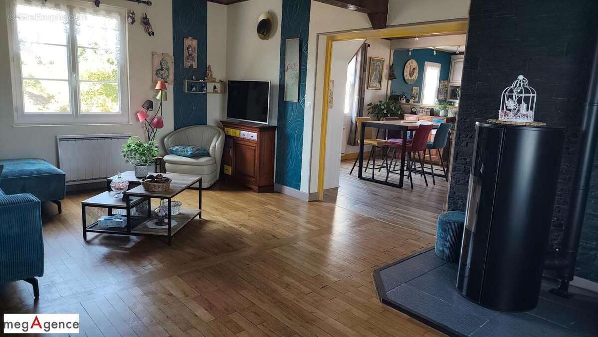 Maison 130 m², 3 chambres, bureau + sous sol, puits sur 3812 m² clos - photo 3