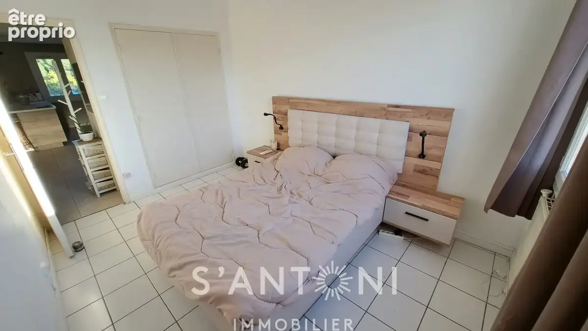 Agde  spacieux t4 rénové  85 m²  3 chambres  balcon  parking - photo 10