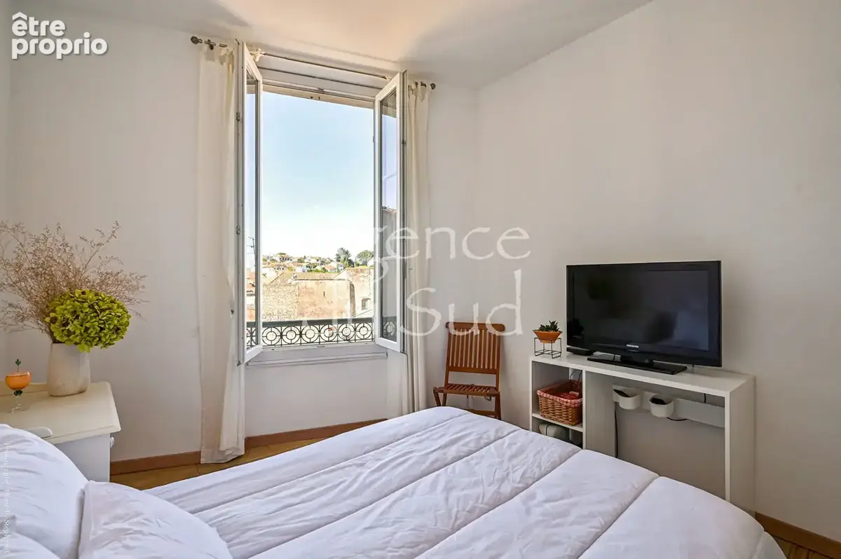 bel appartement au coeur du centre ancien d 'AUBAGNE - photo 8