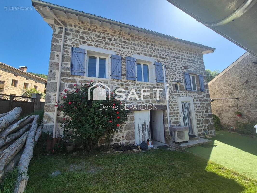 Photo 1 - Maison à SAILLANT