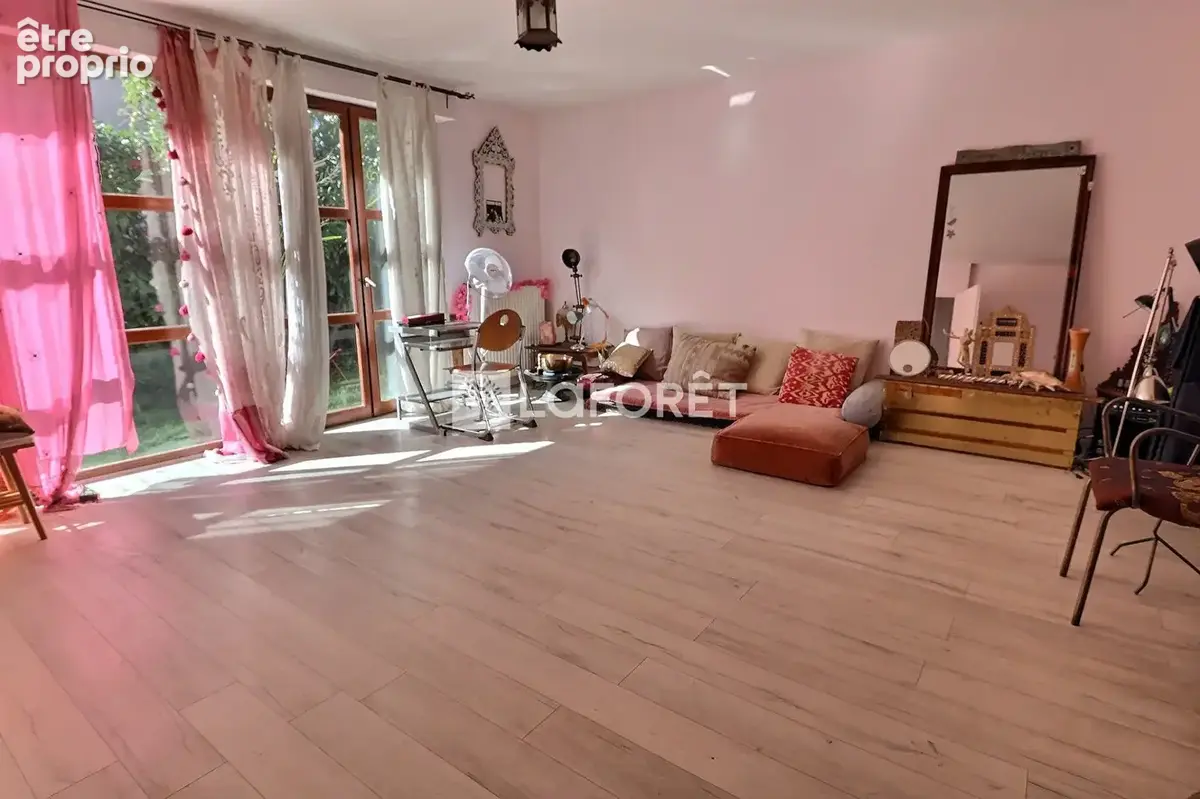 Photo Maison à Montreuil au prix de 698 000€