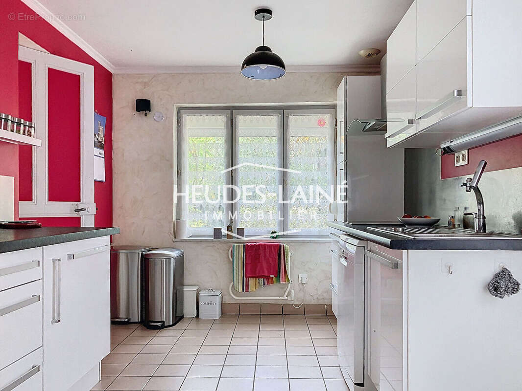 SAINT JEAN LE THOMAS - ensemble immobilier à vendre - maison et gîte à vendre - 50530 - photo 5