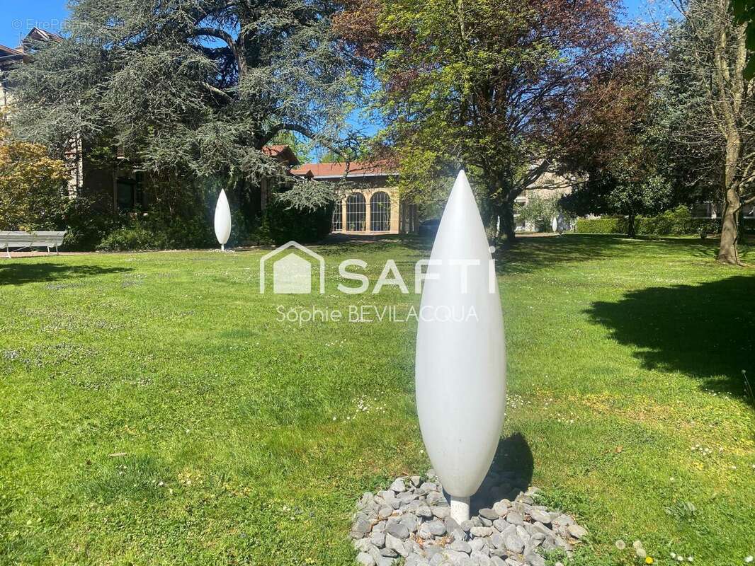 Photo 2 - Appartement à SAINT-DIDIER-AU-MONT-D'OR