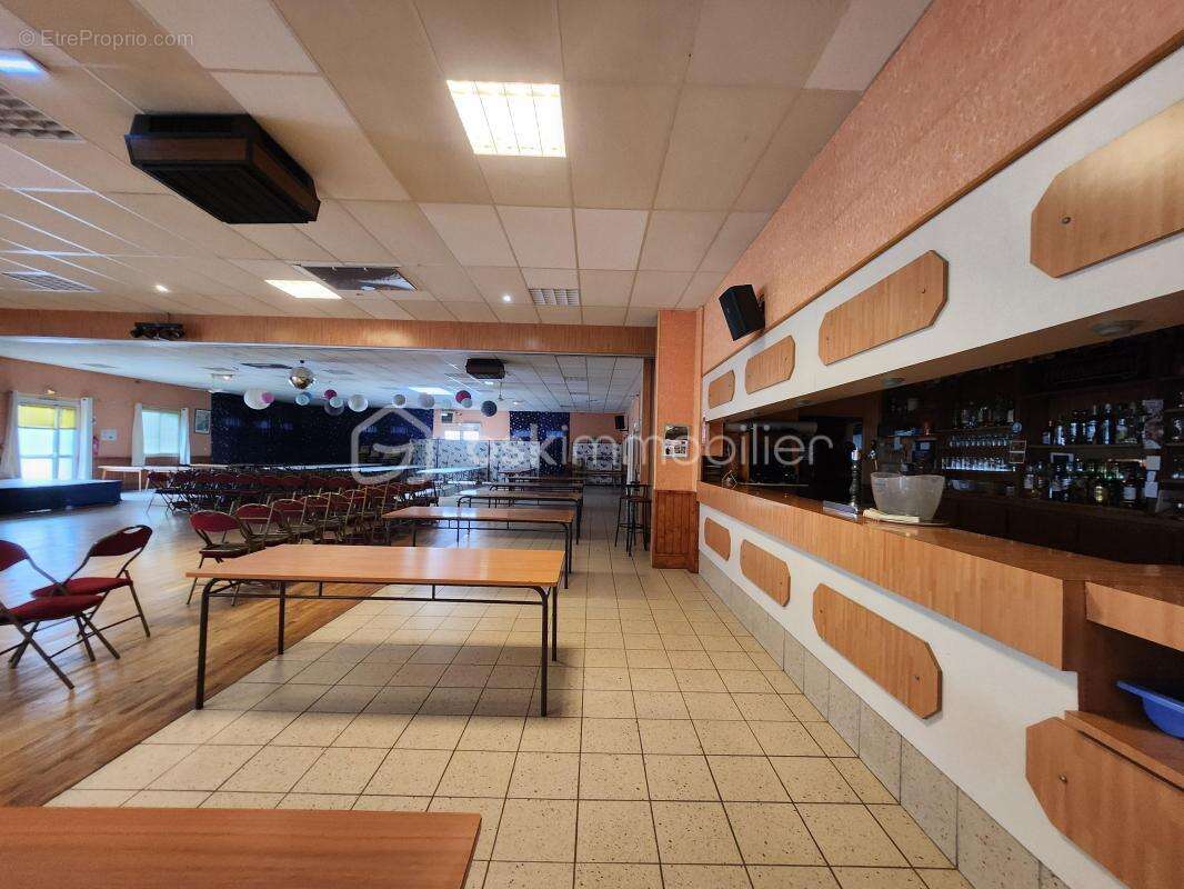 Commerce à GUISCRIFF