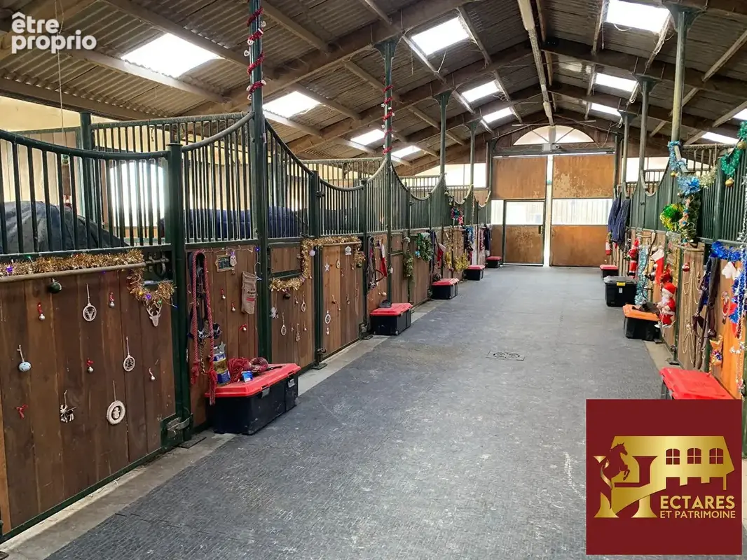 EXCLUSIVITE - Propriété Equestre sur 10 Hectares avec Manège - photo 4