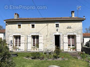 facade (1) - Maison à BROSSAC