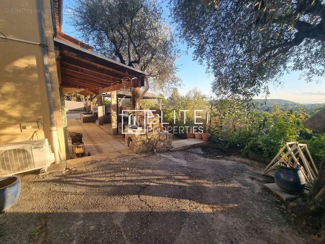 Maison à PEYMEINADE