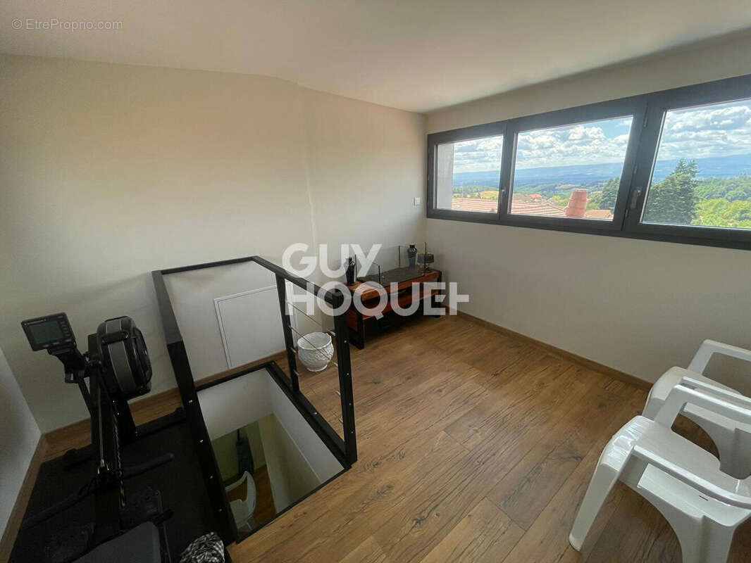 Appartement à BUSSIERES