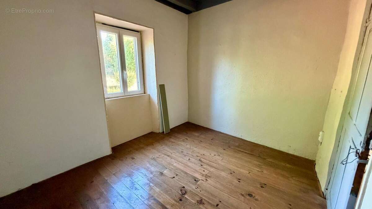 Maison À Vendre - Montferrat 116 m2 - 3 chambres et jardin - photo 11