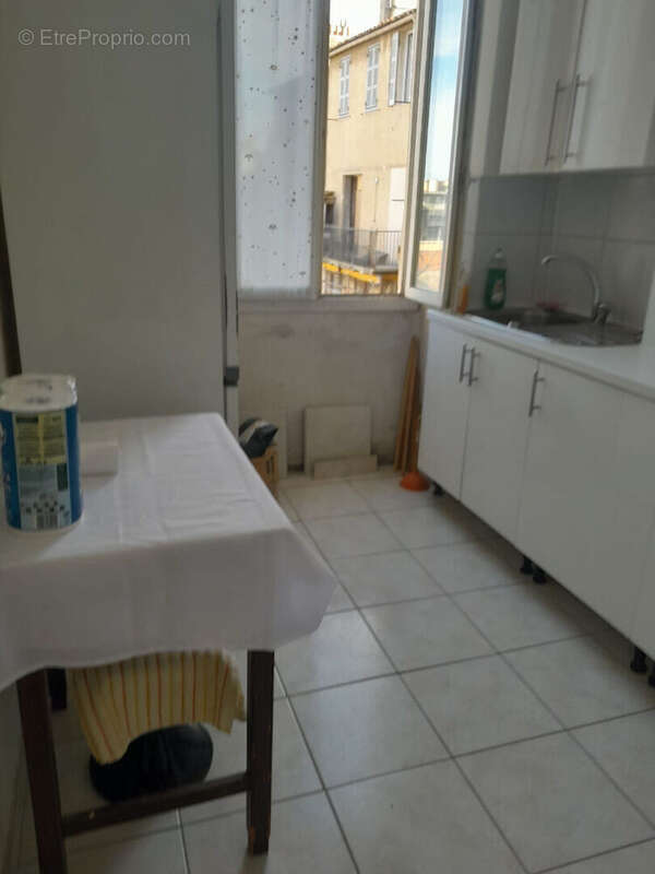 Appartement à MARSEILLE-6E