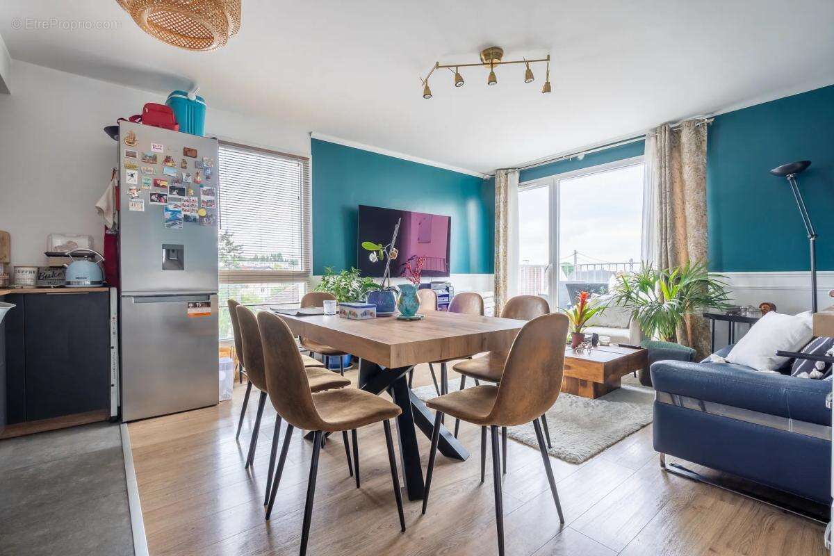 Appartement à LIVRY-GARGAN