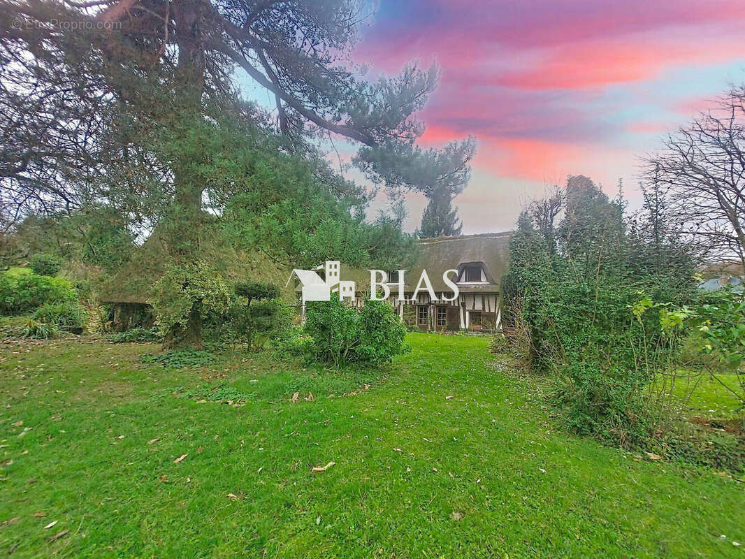 Maison à CORNEVILLE-SUR-RISLE