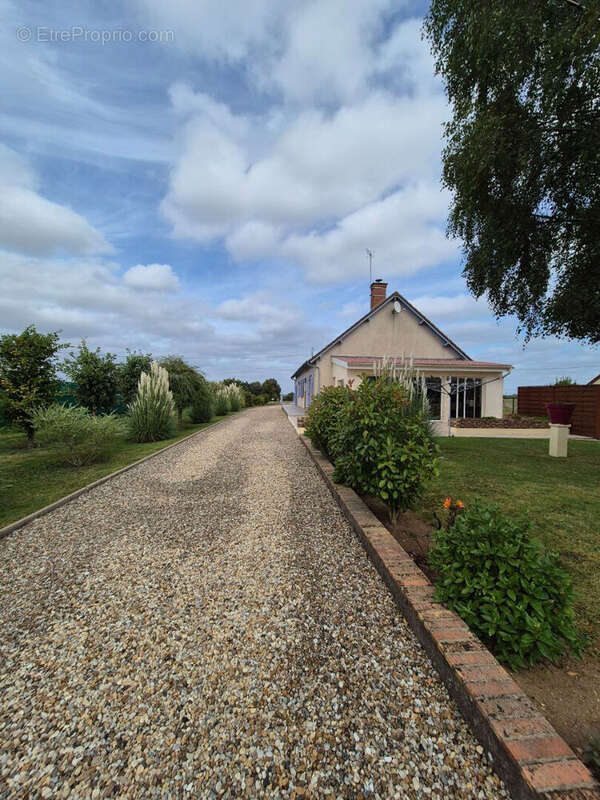 Maison à BELLEGARDE