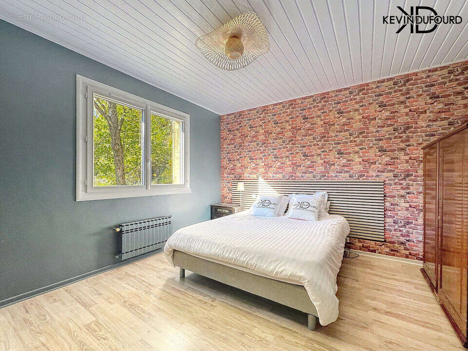 Maison à ANTRAIGUES-SUR-VOLANE