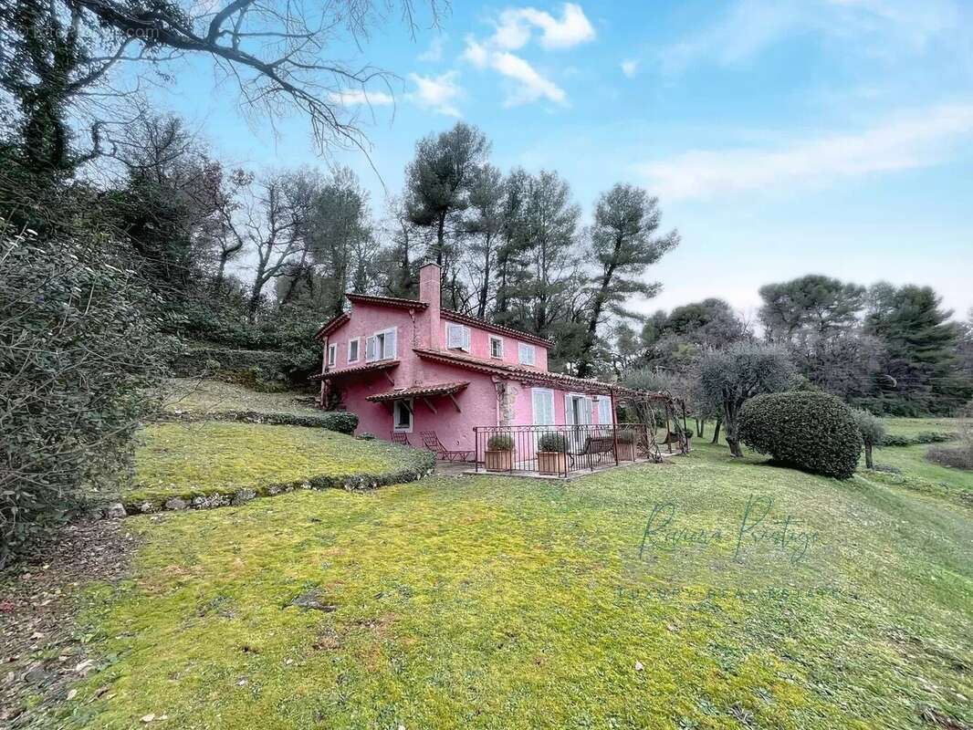 Maison à GRASSE