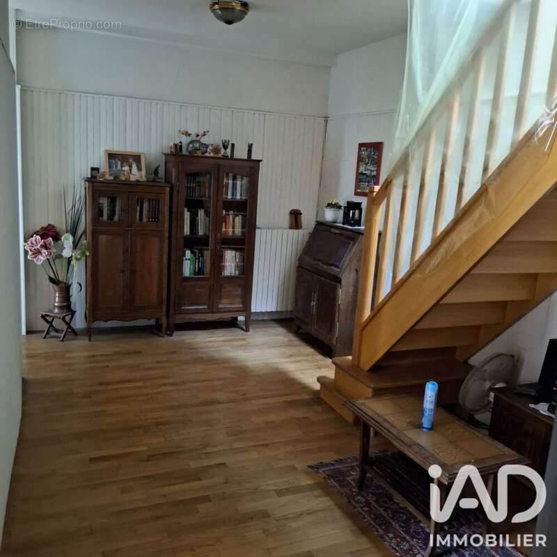 Maison 212 m² à Lavau  - photo 7