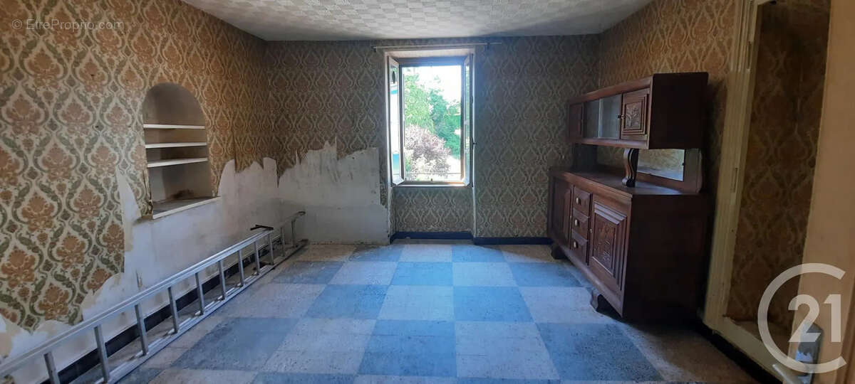 Maison à BEAULIEU
