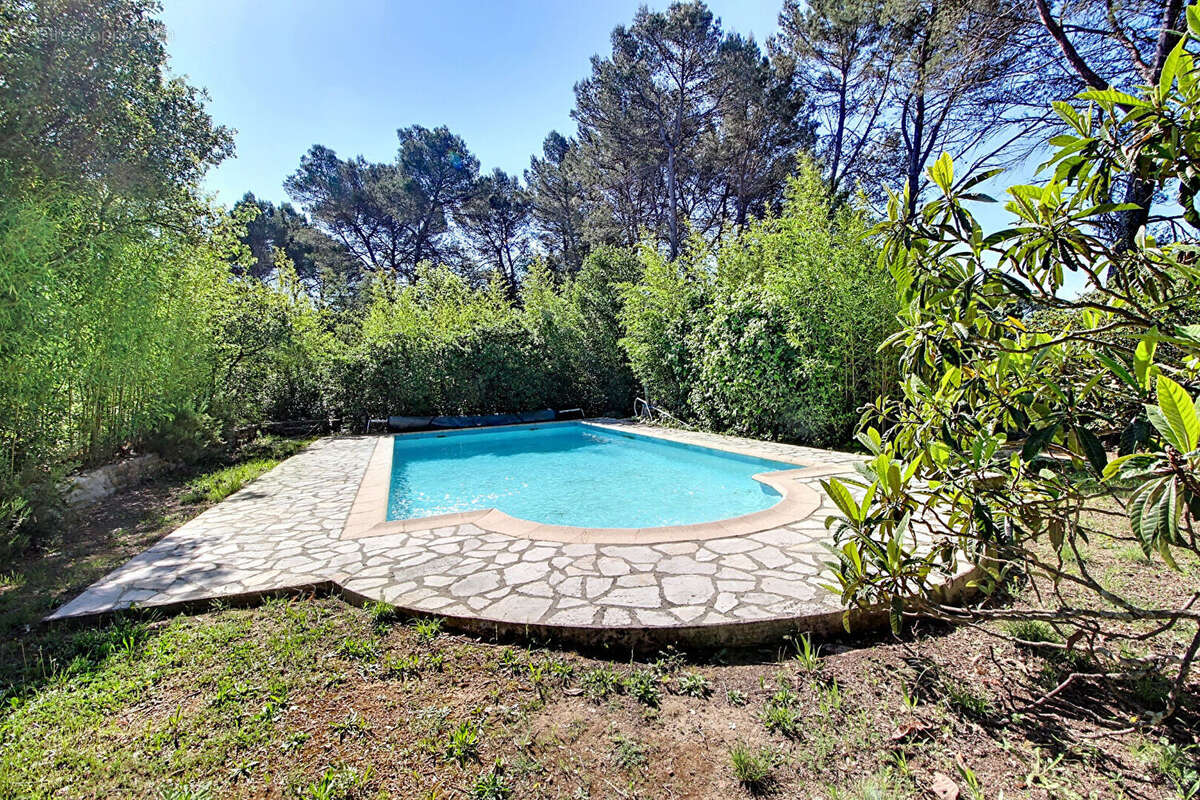 Maison à LORGUES