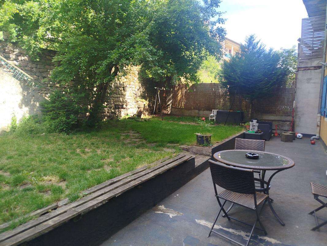 Maison  avec jardin , garage et appartement indépendant - photo 3