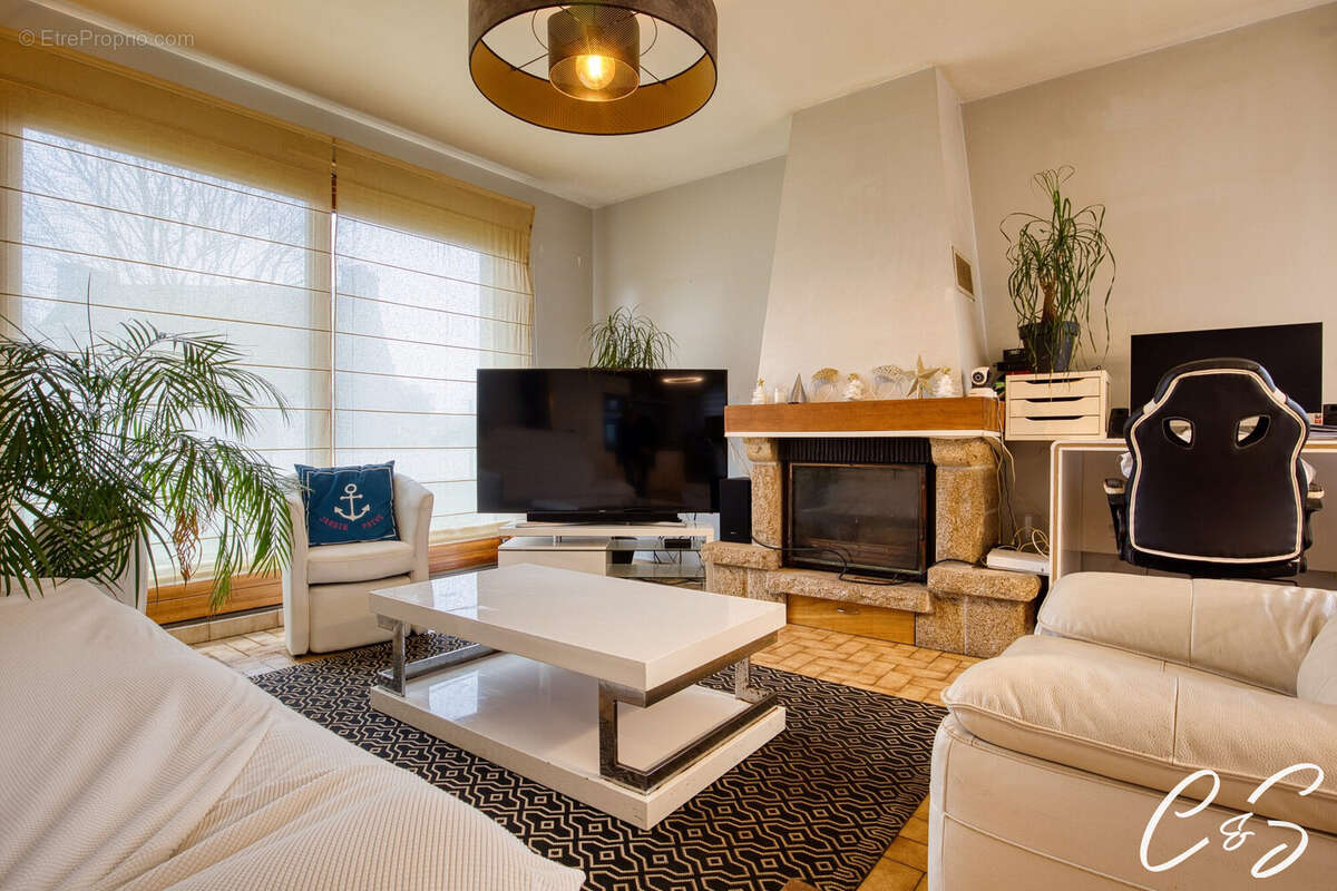 Maison à TREFFIAGAT