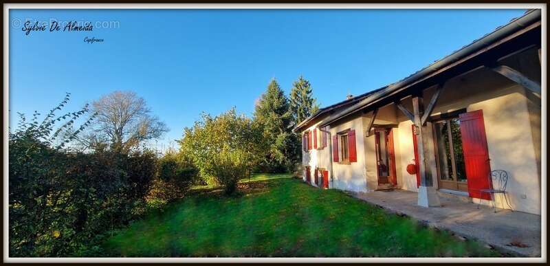 Propriété à vendre entre BIZIAT et PONT DE VEYLE (01) 16,5 Ha, vue, maison 145 m², ferme à rénover 170 m², pigeonnier, hangar, é - photo 16