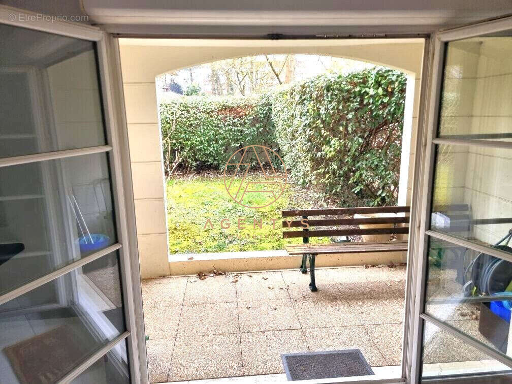 Appartement à LE PLESSIS-TREVISE