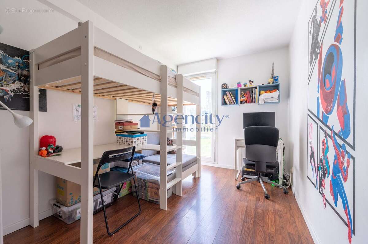 Appartement à LOGNES