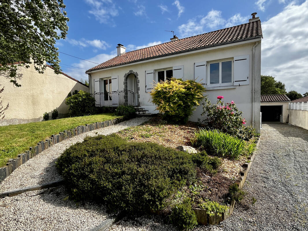 Maison à SAINTE-PAZANNE