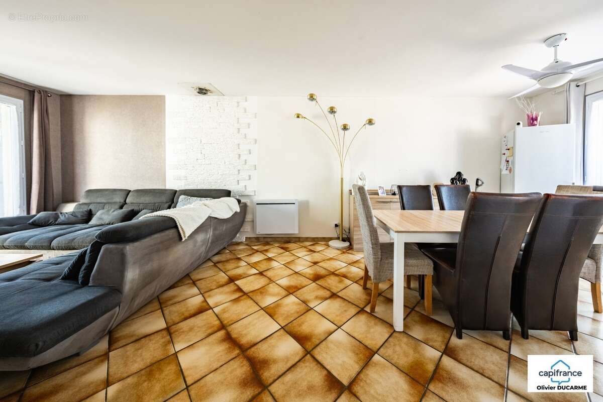Maison louée à vendre, 6 pièces GENLIS (21) pour investisseur, 4 chambres, terrain arboré et garage - photo 6