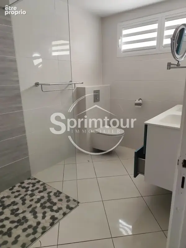 Pointe-noire   villa de 150 m2 avec piscine au sel & jacuzzi - photo 12
