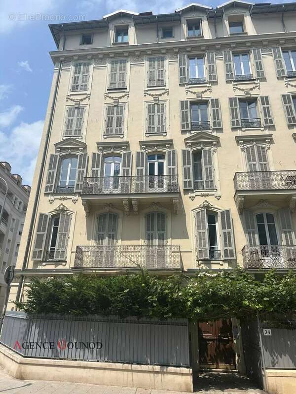 Appartement à NICE